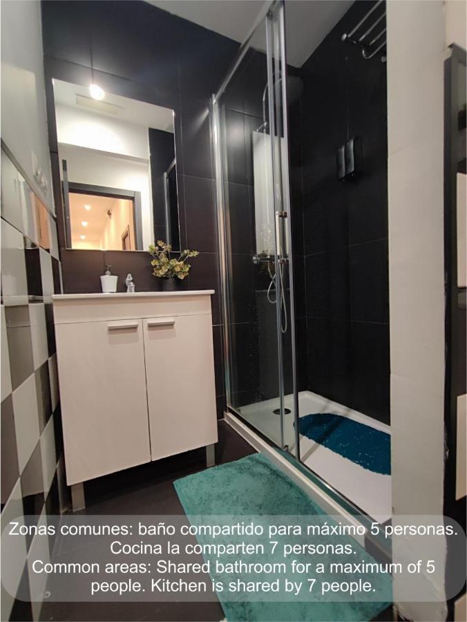Chueca Rooms Madrid Bagian luar foto